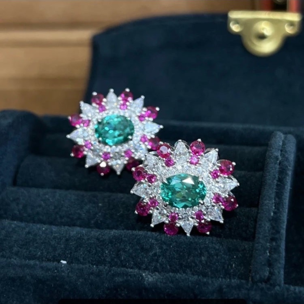 Absolutely Stunning Emerald And Ruby Lab Created … - image 5